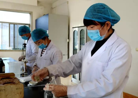 戰(zhàn)疫情——方舟制藥緊急轉(zhuǎn)產(chǎn)，首批產(chǎn)品捐一線