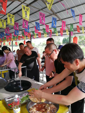 打造優(yōu)秀團(tuán)隊(duì) 共創(chuàng)企業(yè)輝煌