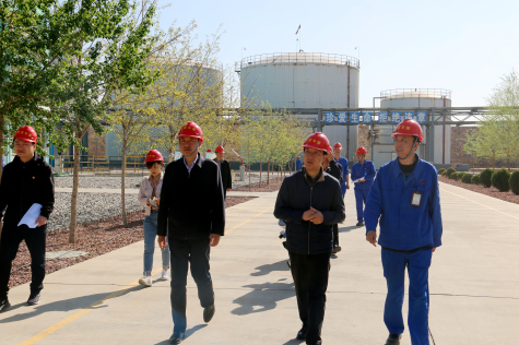 中衛市市長李曉波到寧夏華御調研安全生產工作