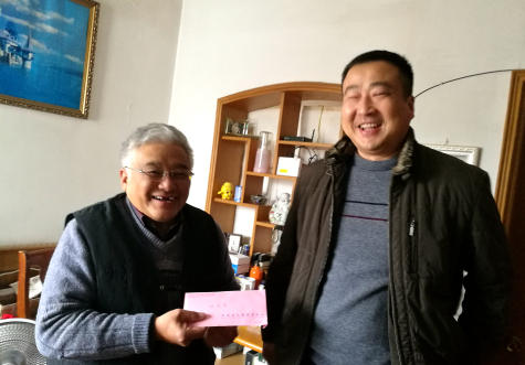 真情關愛暖人心