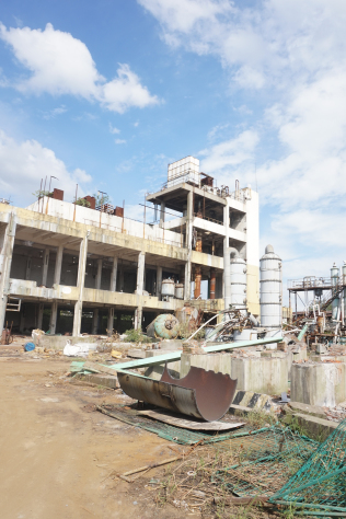 張家港市經信委等領導赴信達化工檢查安全工作