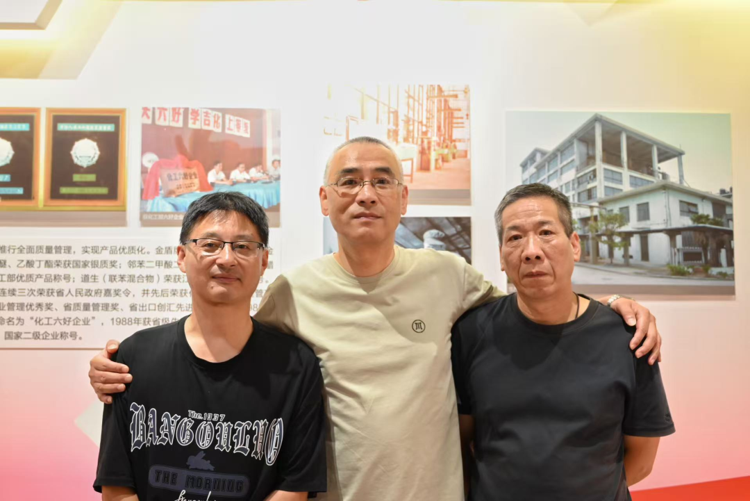 1762320421298842.png 640 (3).png